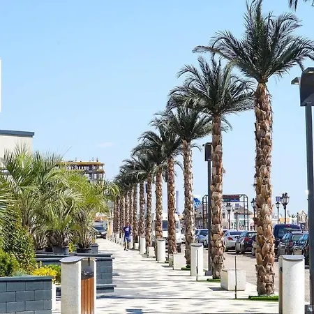 Alezzi Seaside Lejlighed