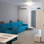 Apartment Alezzi *