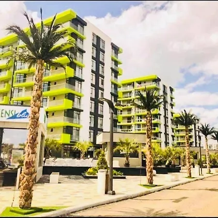 Alezzi Seaside アパート *