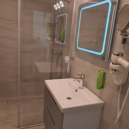 Alezzi Apartment