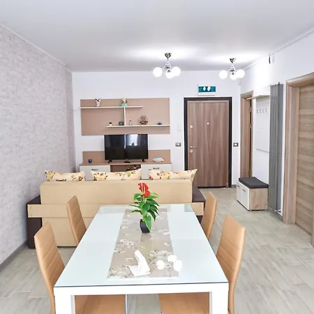 Apartment Alezzi Navodari