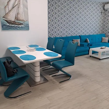 Alezzi Apartment Navodari